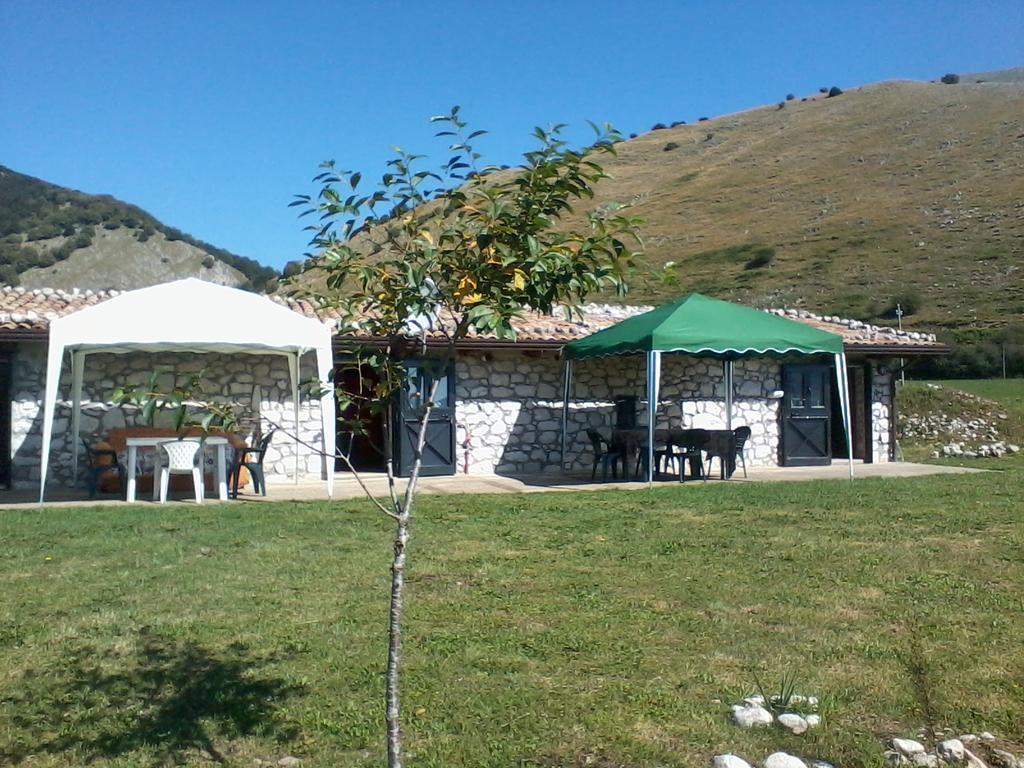 Chalet Vista Lago San Gregorio  Esterno foto