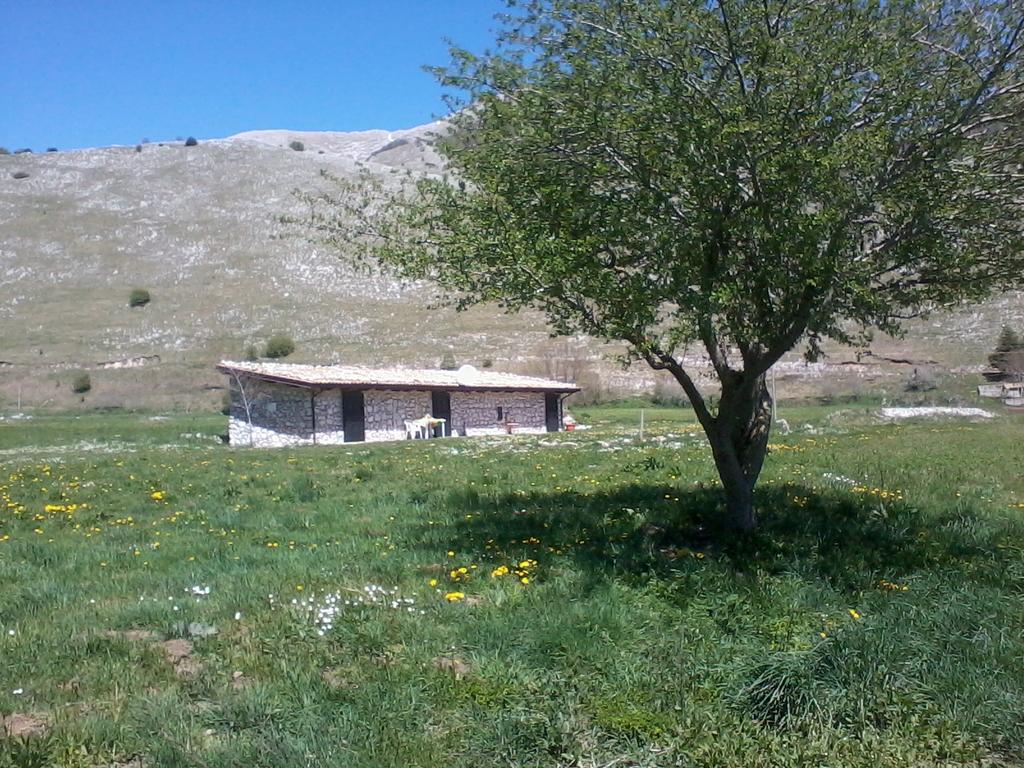 Chalet Vista Lago San Gregorio  Esterno foto